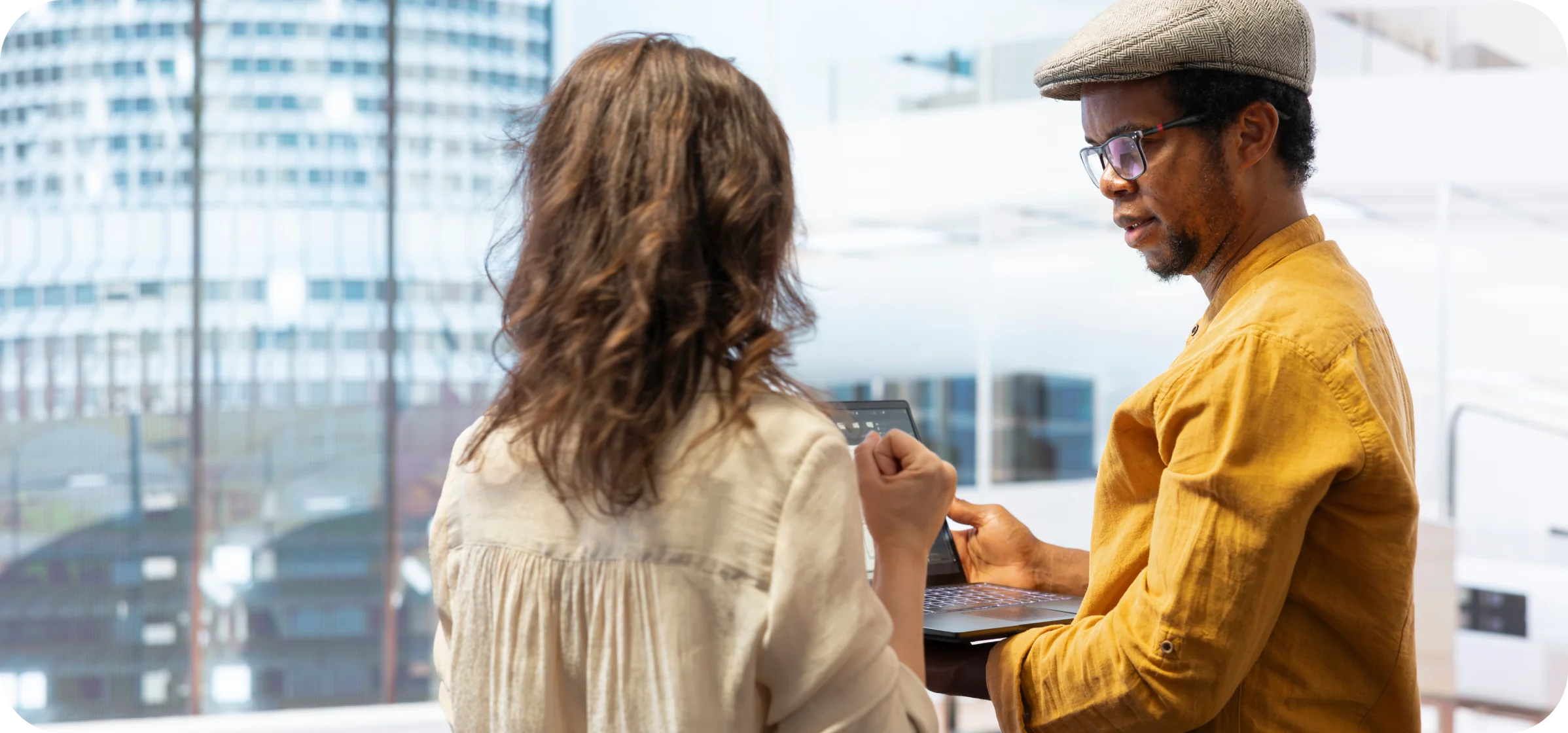 Insurance specialists in discussion